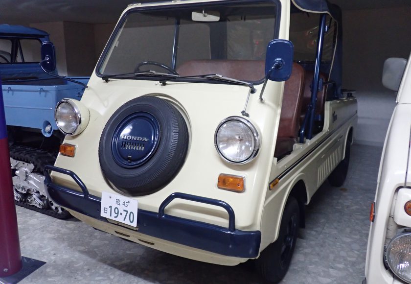 ゴルフ場の電動カートのような珍車 バモスホンダ 1970年式 昭和45 日本自動車博物館